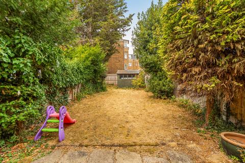 3 bedroom terraced house for sale, The Avenue, Worcester Park KT4