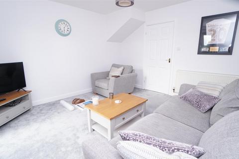 2 bedroom townhouse for sale, Platt Court, Windhill, Shipley