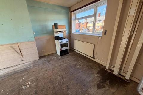 2 bedroom townhouse for sale, 20 Aneford Road, Northfields, Leicester, LE4 9BA