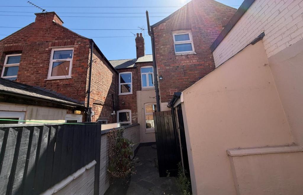 House in Leicester, City of Leicester - View 5