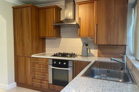 2 bedroom terraced house to rent, HAYES, UB3