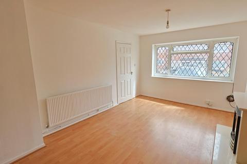 3 bedroom end of terrace house to rent, Wendover Rise, Coventry CV5