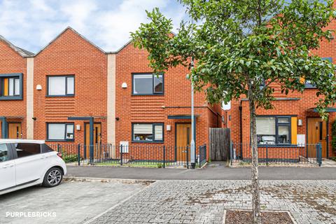 3 bedroom terraced bungalow for sale, Scanlon Lane, Salford, M5
