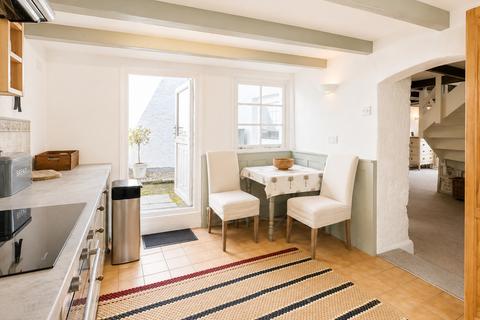 3 bedroom terraced house for sale, Parade Square, Lostwithiel, Cornwall, PL22