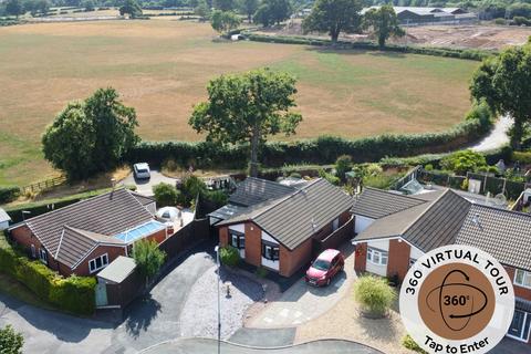 2 bedroom bungalow for sale, Ferndale Close, Sandbach CW11