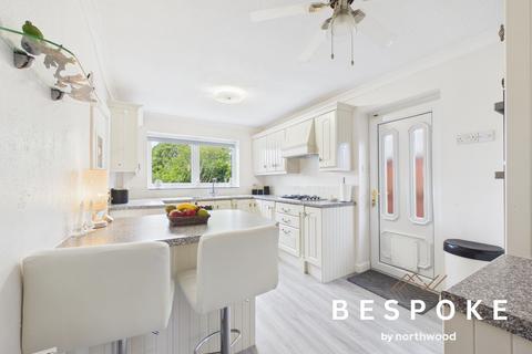 2 bedroom bungalow for sale, Ferndale Close, Sandbach CW11