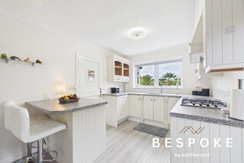 2 bedroom bungalow for sale, Ferndale Close, Sandbach CW11