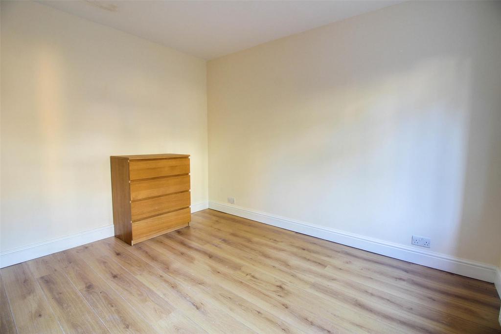 Apartment in LONDON - View 3