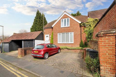 1 bedroom detached house for sale, Chesham Road, Guildford