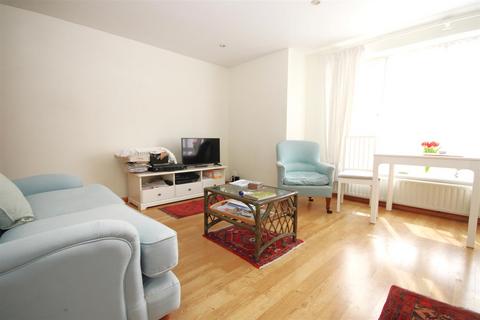 1 bedroom detached house for sale, Chesham Road, Guildford