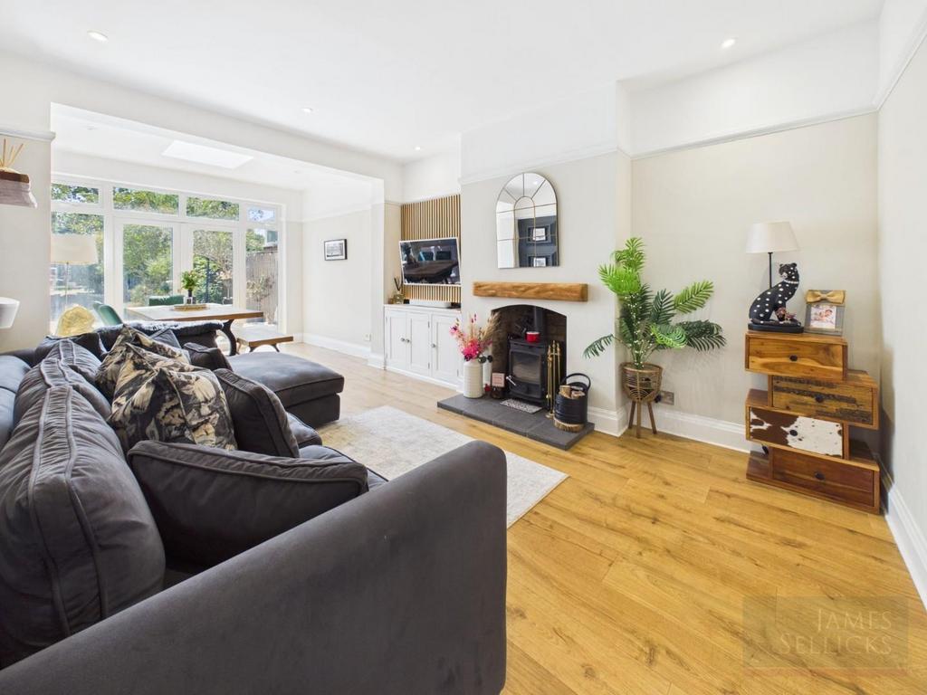House in Leicester, Knighton - View 2