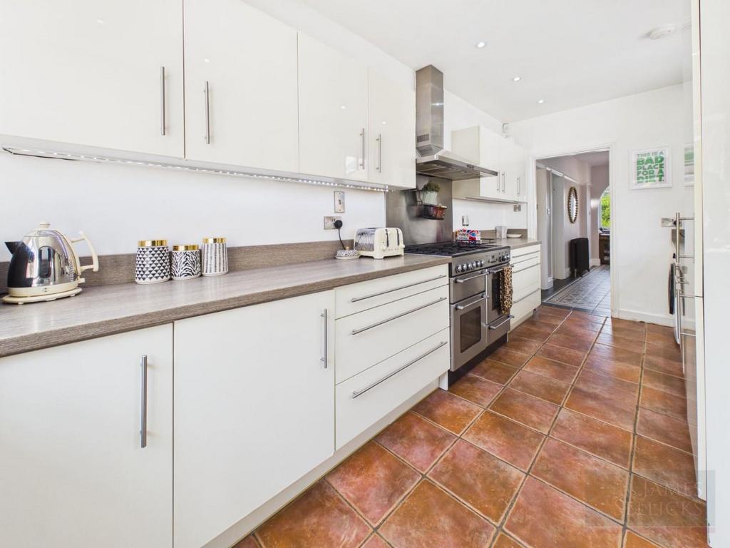 House in Leicester, Knighton - View 5