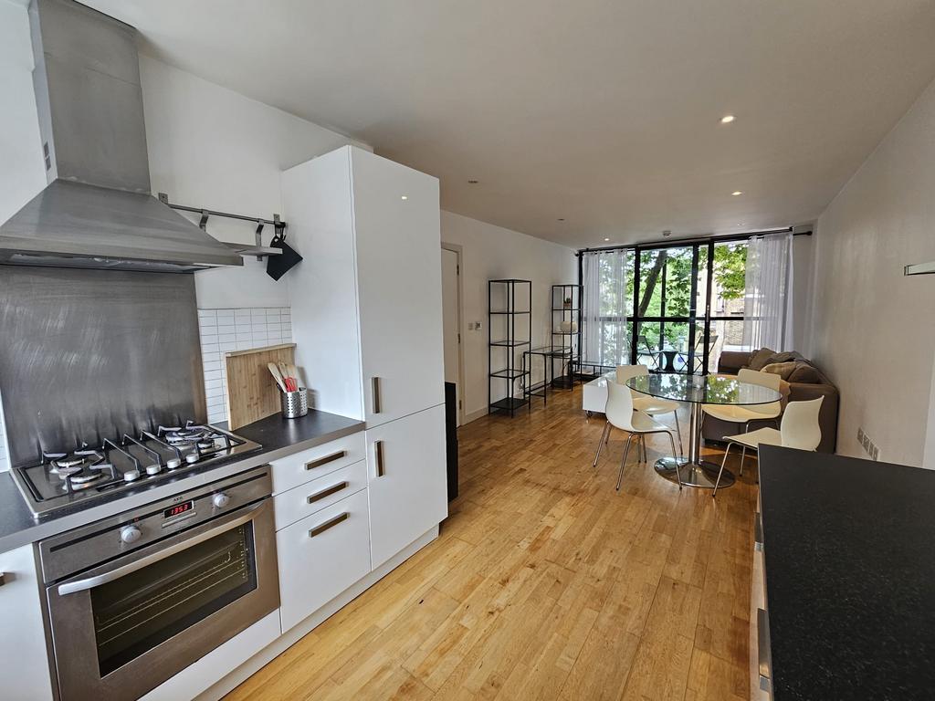Apartment in London - View 2
