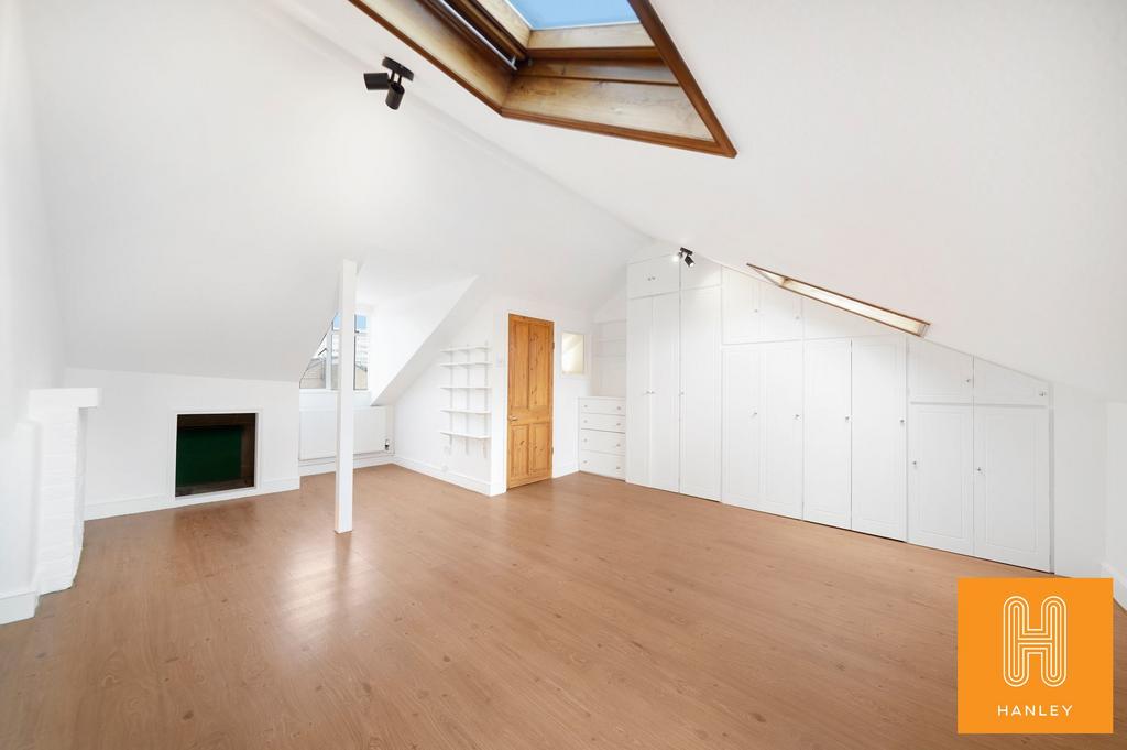 Apartment in Finsbury Park - View 2