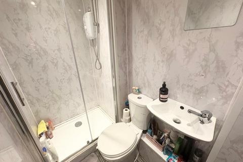 undefined, A Halliwell Road, Bolton, BL1