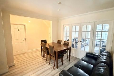 6 bedroom house to rent, Reede Road, DAGENHAM, RM10