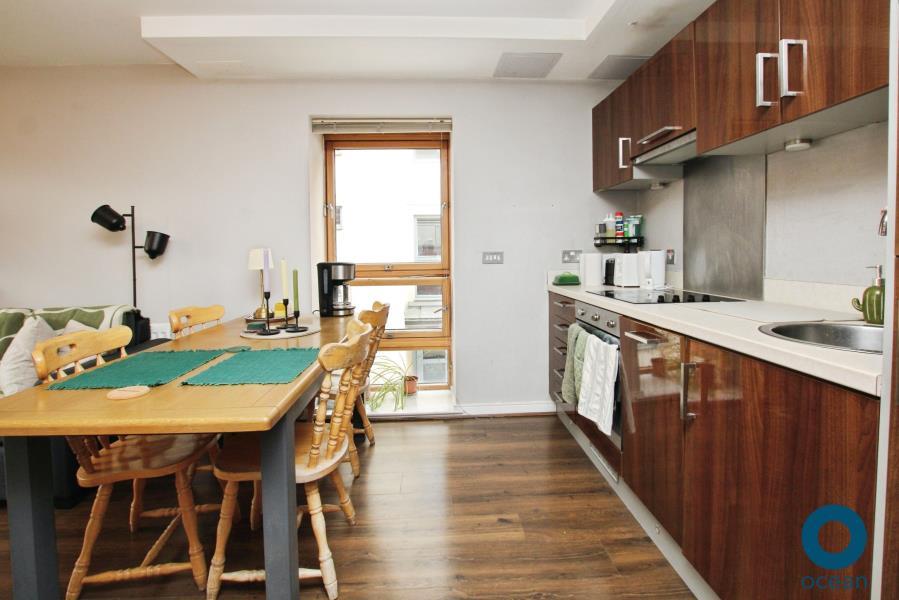 Apartment in Bristol - View 4