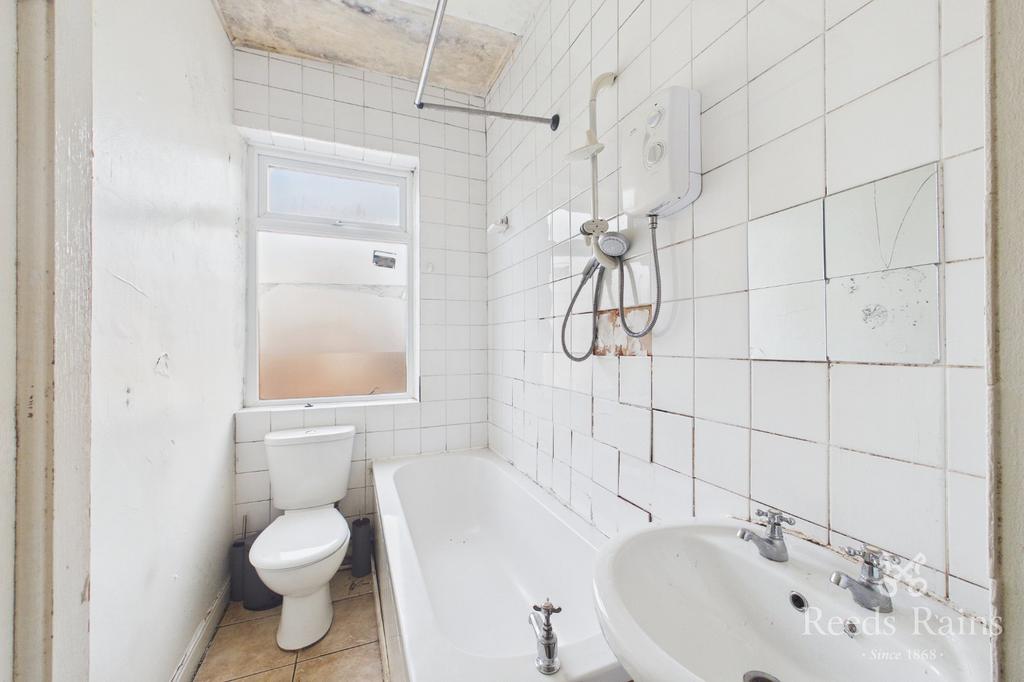 House in Greater Manchester - More