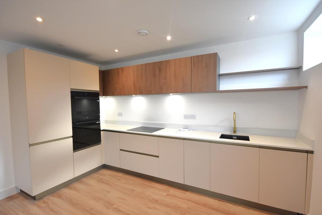 Apartment in Penarth, Vale of Glamorgan - View 2