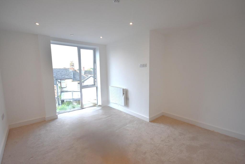 Apartment in Penarth, Vale of Glamorgan - More