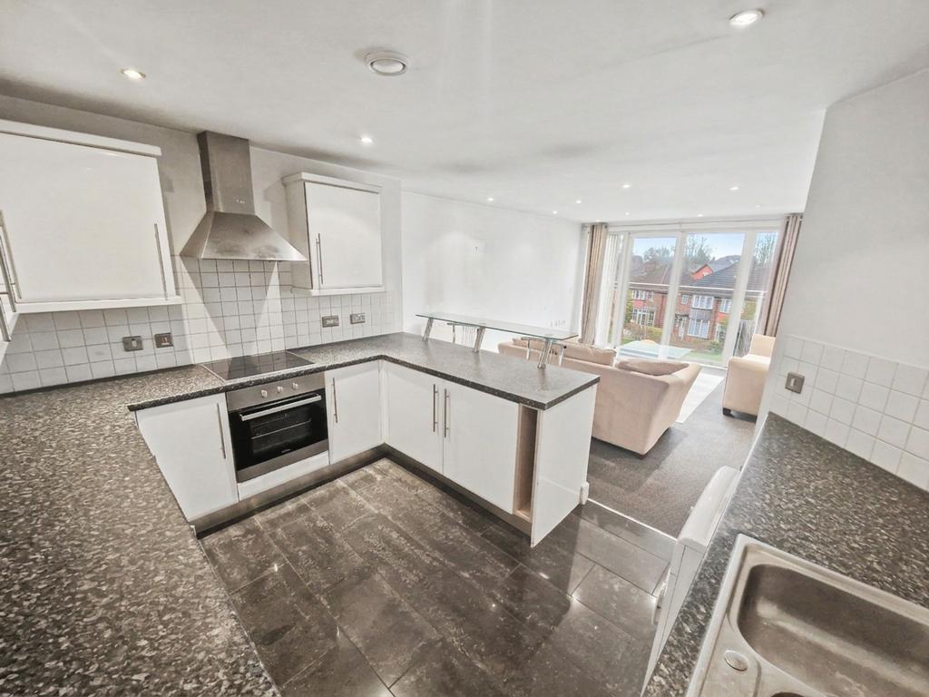 Apartment in Manchester - View 4