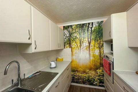 2 bedroom retirement property for sale, Violet Hill Road, Stowmarket IP14