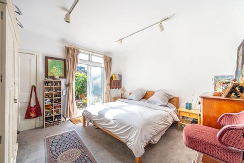 2 bedroom flat for sale, Furness Road, Kensal Green, London, NW10