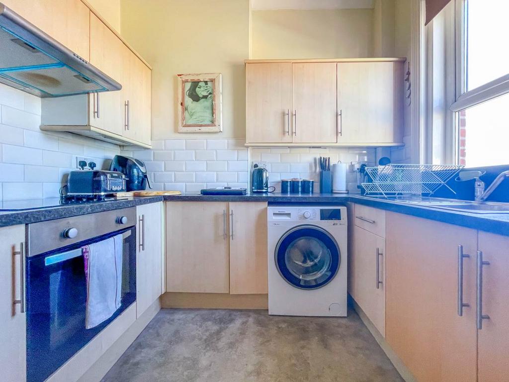 Apartment in Dorset - View 4