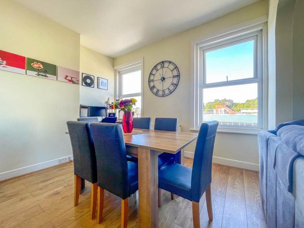 Apartment in Dorset - More