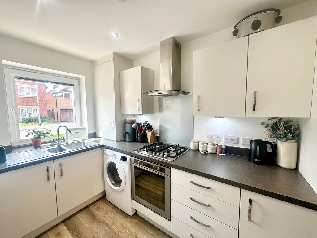 House in Nottingham - View 2