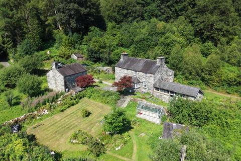 4 bedroom detached house for sale, Dolwyddelan