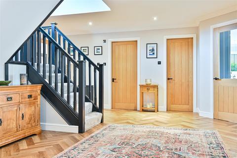5 bedroom detached house for sale, Thankerton, Biggar