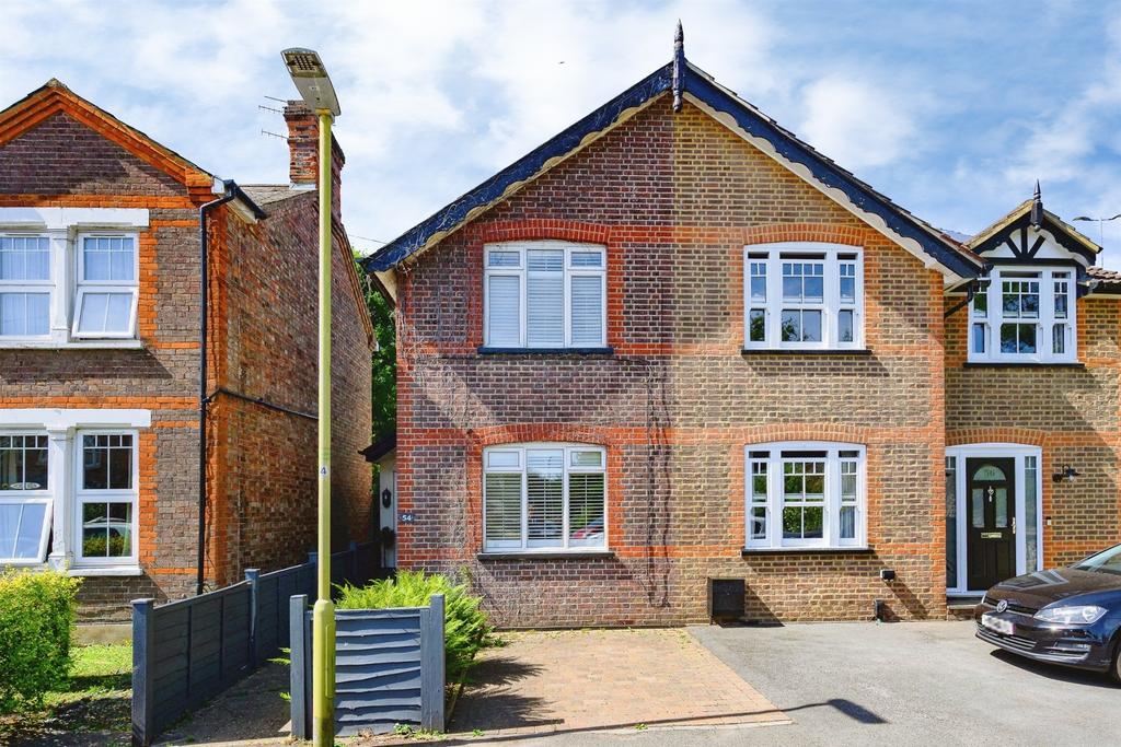 House in Dacorum, Hertfordshire