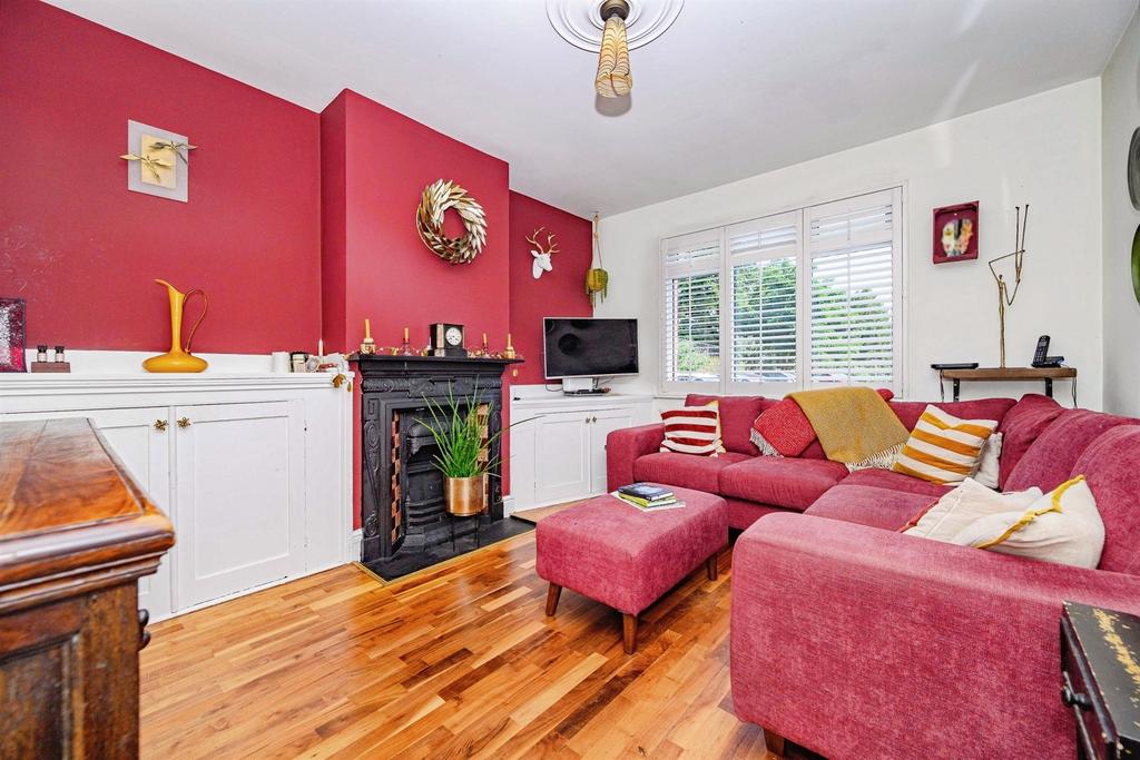 House in Dacorum, Hertfordshire - View 2