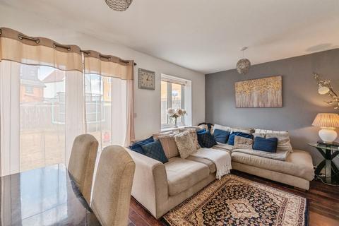 2 bedroom semi-detached house for sale, Barnmead Meadow, Grays