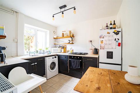 3 bedroom end of terrace house for sale, Quebec Road, St. Leonards-On-Sea