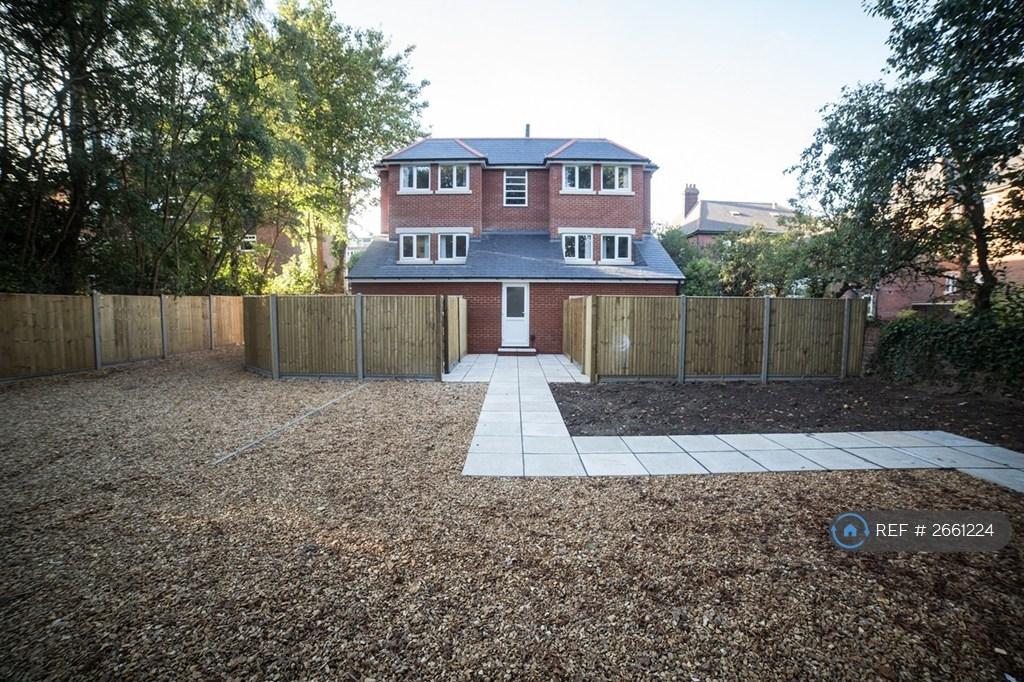 Apartment in Southampton - View 2
