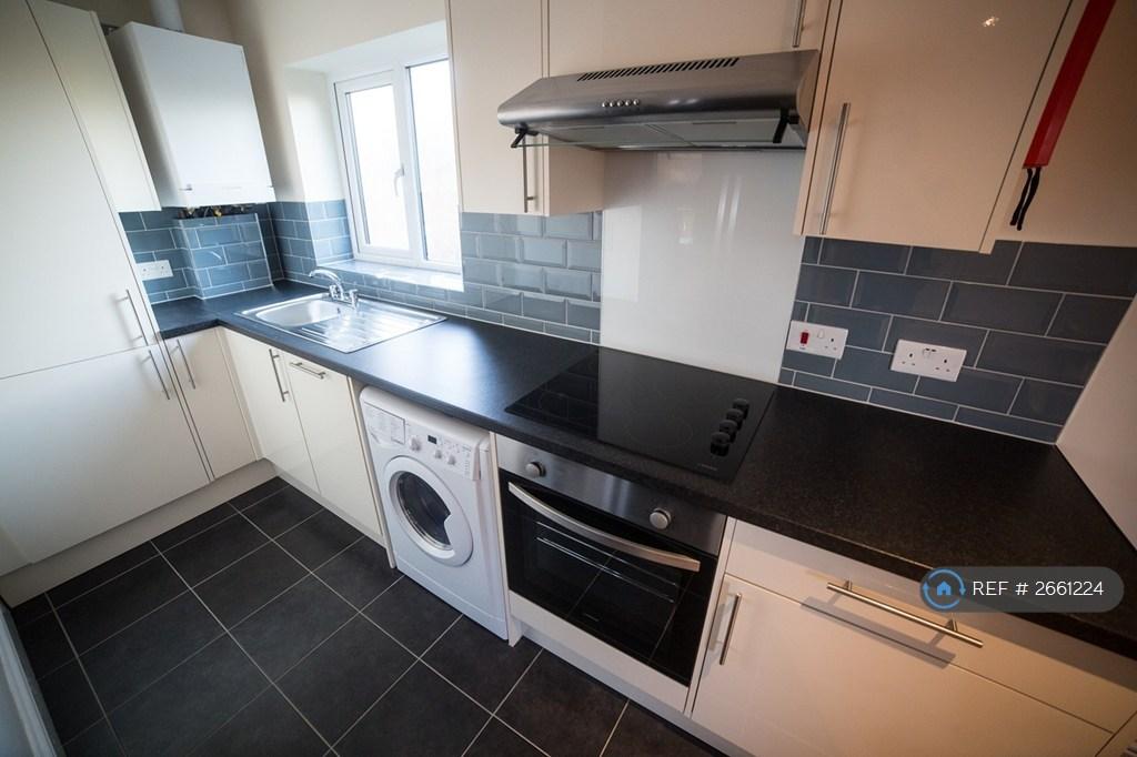 Apartment in Southampton - More