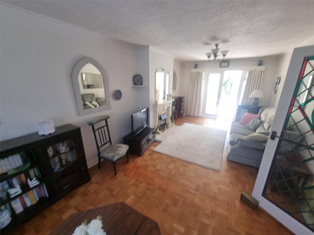House in Essex - View 5