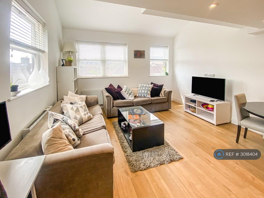 Apartment in London - View 3