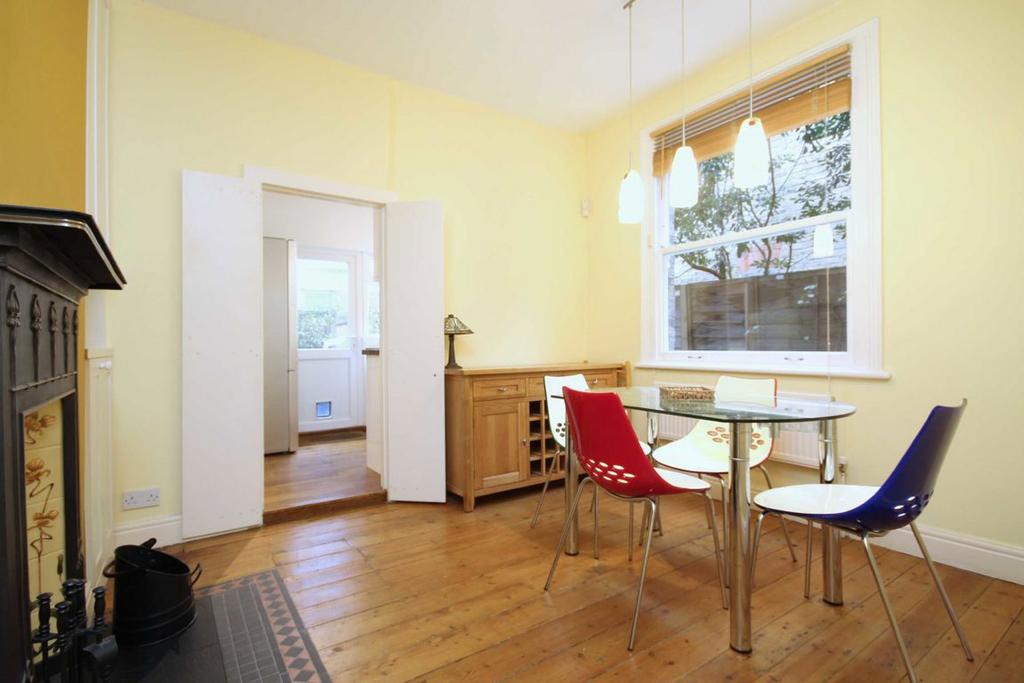 Apartment in London - View 2