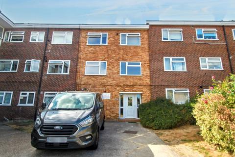 Horn Lane, Woodford Green, IG8