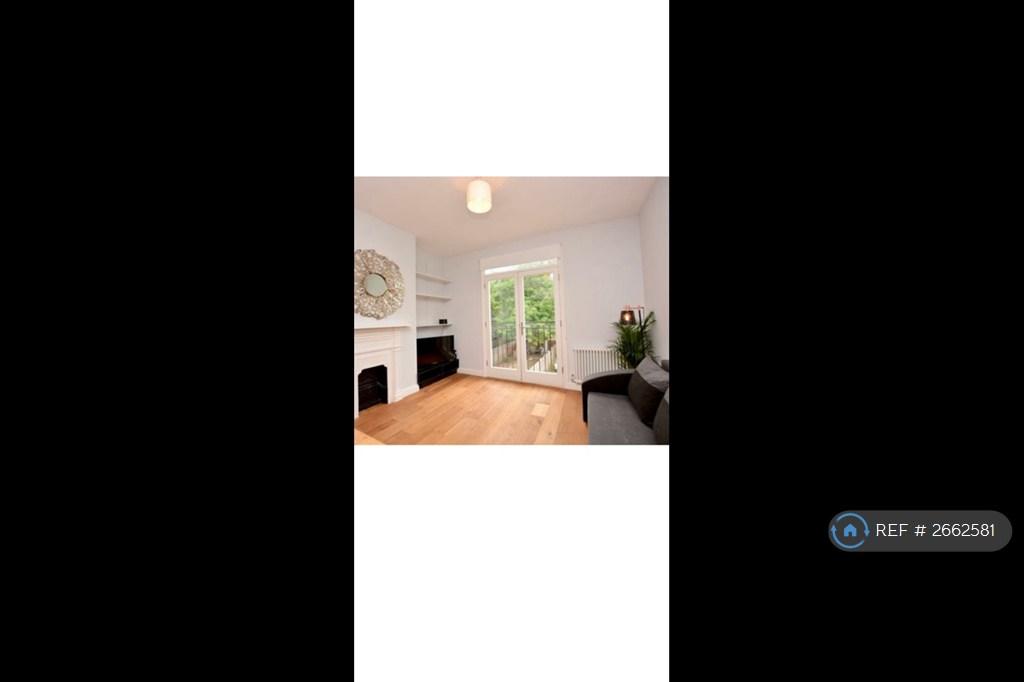 Apartment in East Molesey - View 2