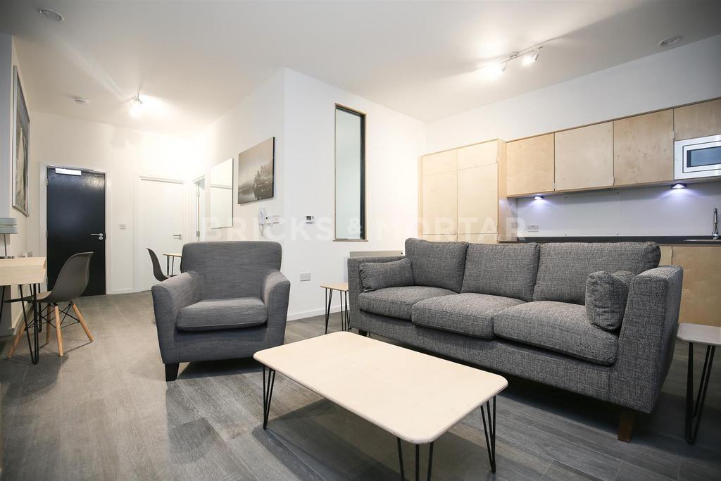 Apartment in Newcastle Upon Tyne - View 3