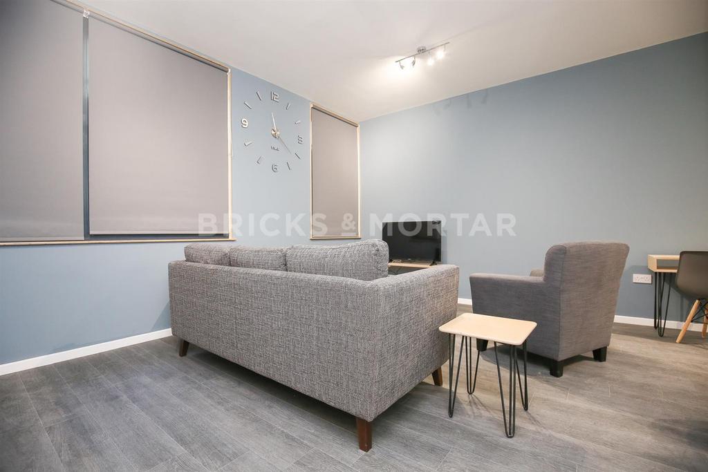 Apartment in Newcastle Upon Tyne - View 4
