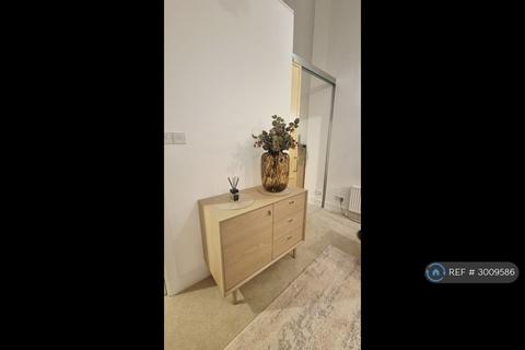 2 bedroom flat to rent, Edinburgh, Edinburgh, EH1
