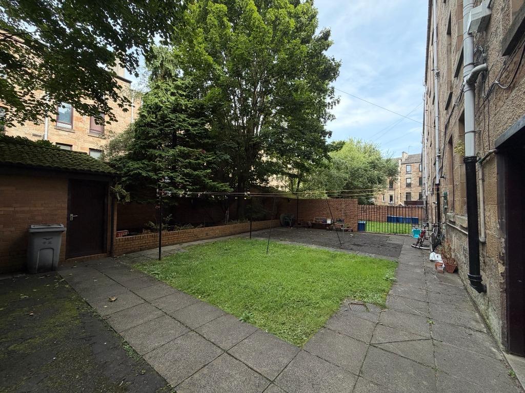 Apartment in Glasgow - View 2