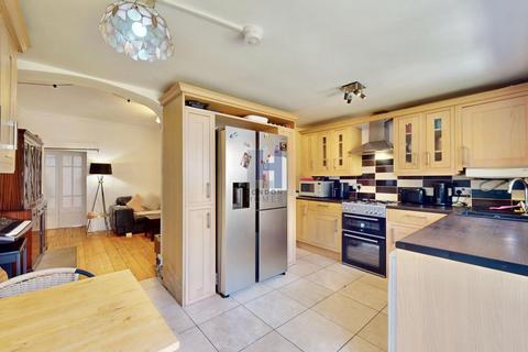 undefined, Salisbury Road, Ealing, W13