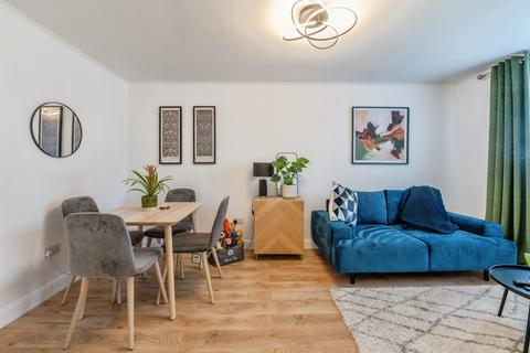 1 bedroom ground floor flat for sale, Leston Close, Rainham