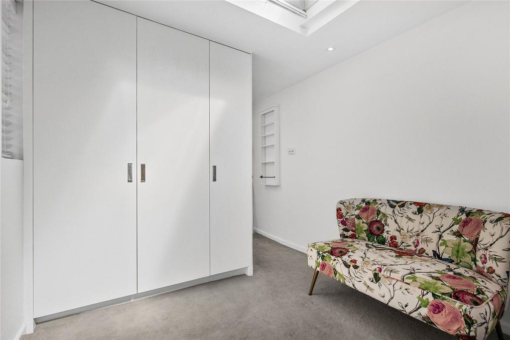 Apartment in London - View 2